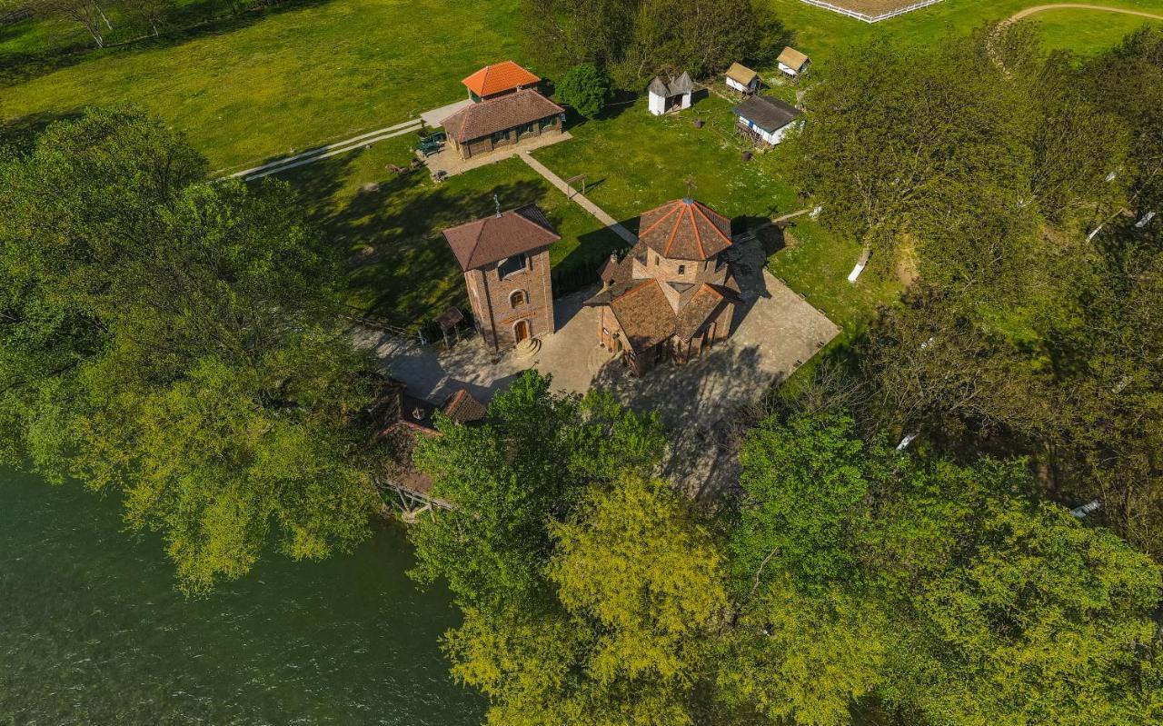 B&B Etno Village Suncana Reka Banja Koviljača Extérieur photo
